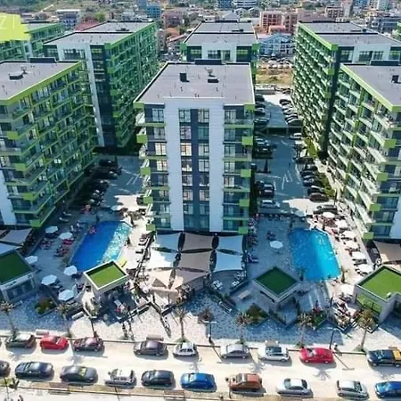 Апартаменты Luxury Mamaia Nord - 3 Piscine Exterioare Sauna Jacuzzi Prima Linie La Mare *