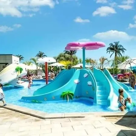 Luxury Mamaia Nord - 3 Piscine Exterioare Sauna Jacuzzi Prima Linie La Mare *