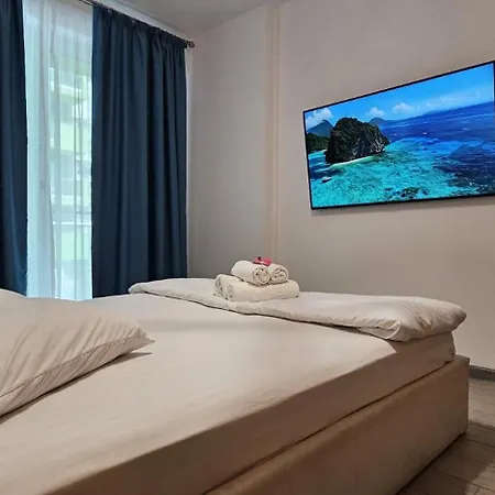 公寓 Luxury Mamaia Nord - 3 Piscine Exterioare Sauna Jacuzzi Prima Linie La Mare